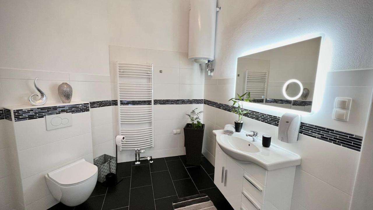 Apartment Im Gruenen Leoben  Luaran gambar